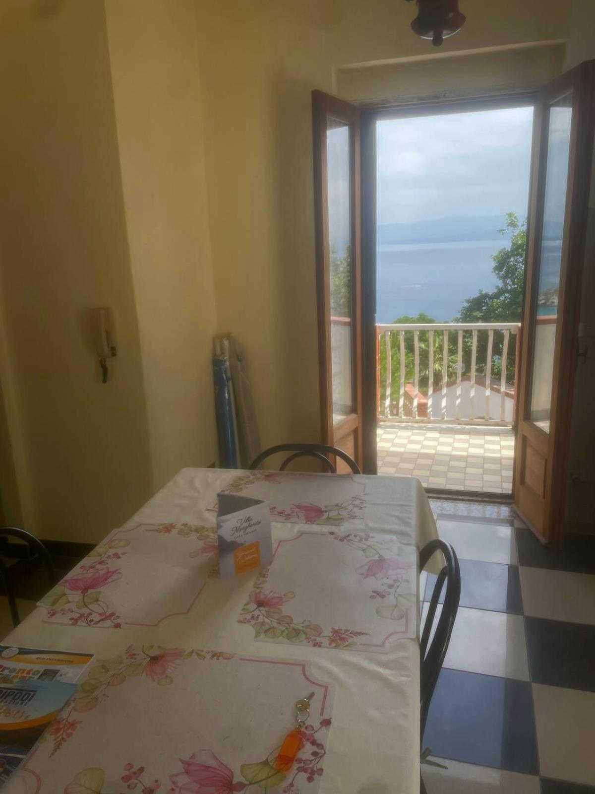 Villamargherita Capo Vaticano Exteriér fotografie